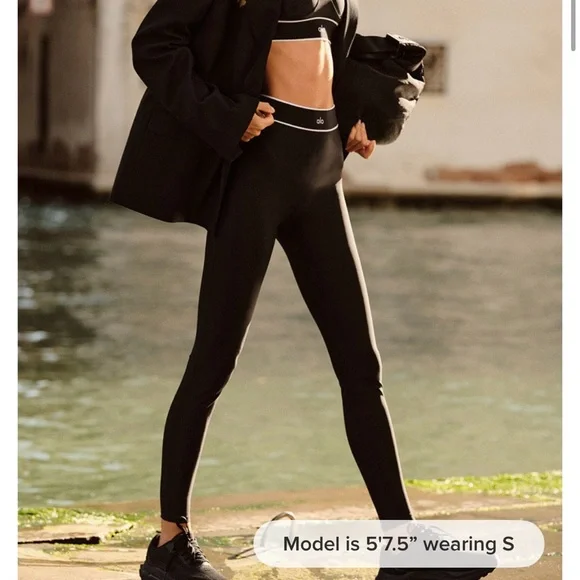 All Airlift High-Waist Alignment Legging - Picture 1 of 8